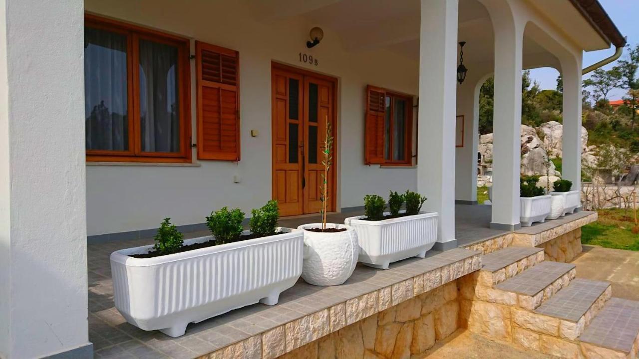 הוילה קמפור House Fantazija מראה חיצוני תמונה